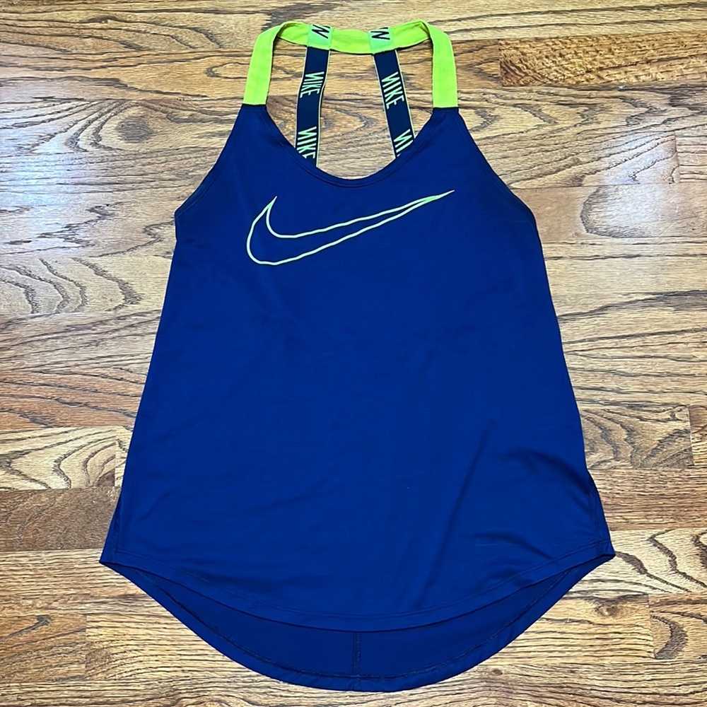 Woman Nike tank top